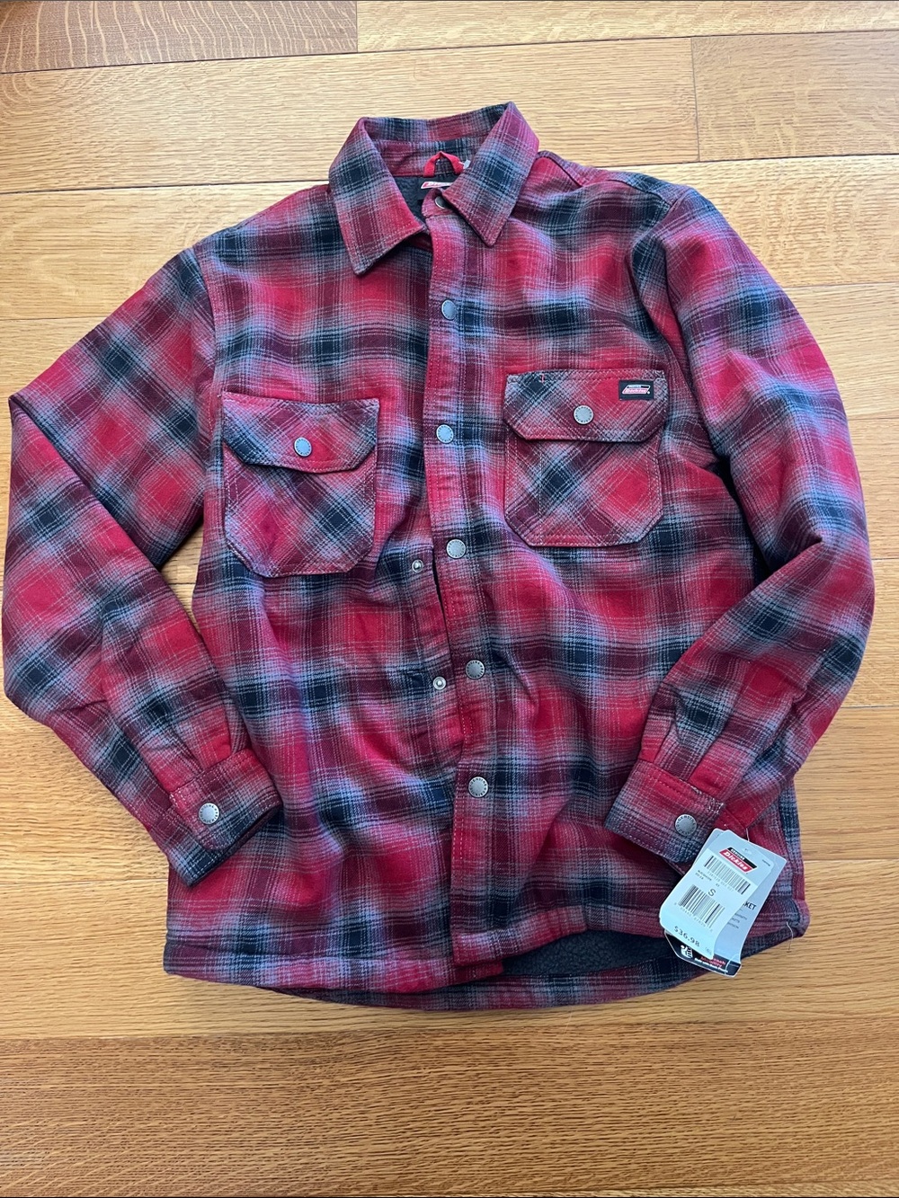 NWT Dickies Red and Black Plaid Snap-Front Flannel Jacket small
